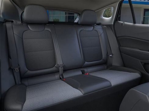 New 2026 Chevrolet Trax LT w/ Driver Confidence Package image 17