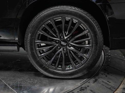 Used 2024 Cadillac Escalade V image 12