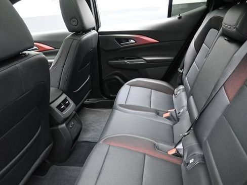 Used 2025 Chevrolet Equinox EV RS w/ Active Safety Package 3 FWD image 23