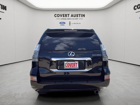 Used 2023 Lexus GX 460 Premium w/ Premium Package AWD/4WD image 4