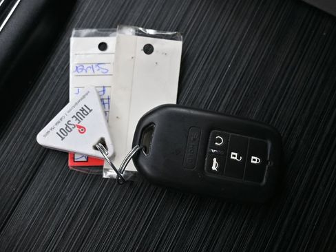 Used 2021 Honda Pilot EX image 27