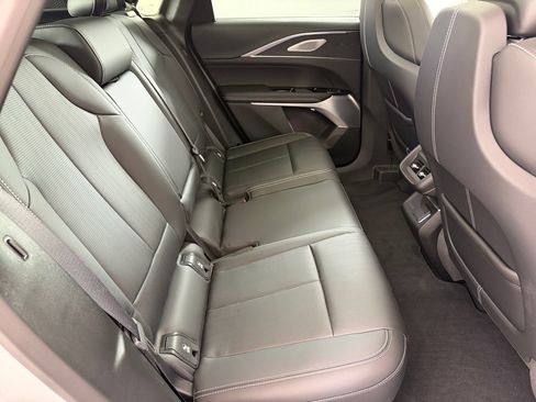 Used 2024 Cadillac Lyriq Sport RWD image 32