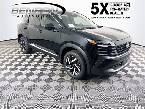 New 2026 Nissan Kicks SV image 1