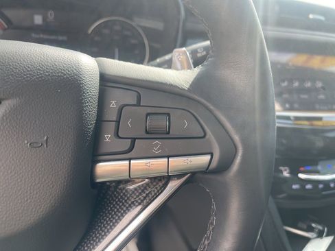 Used 2024 Cadillac XT6 Sport image 34