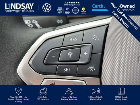 Certified 2025 Volkswagen Taos SE image 22