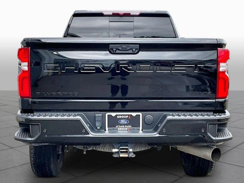 Used 2024 Chevrolet Silverado 2500 LTZ w/ LTZ Plus Package AWD/4WD image 5