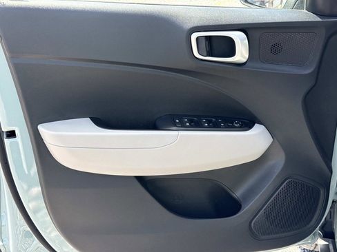 New 2026 Hyundai Venue SEL FWD image 9