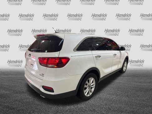 Used 2020 Kia Sorento LX image 10
