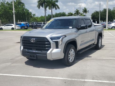 Used 2024 Toyota Tundra SR5 w/ SR5 Premium Package AWD/4WD image 7