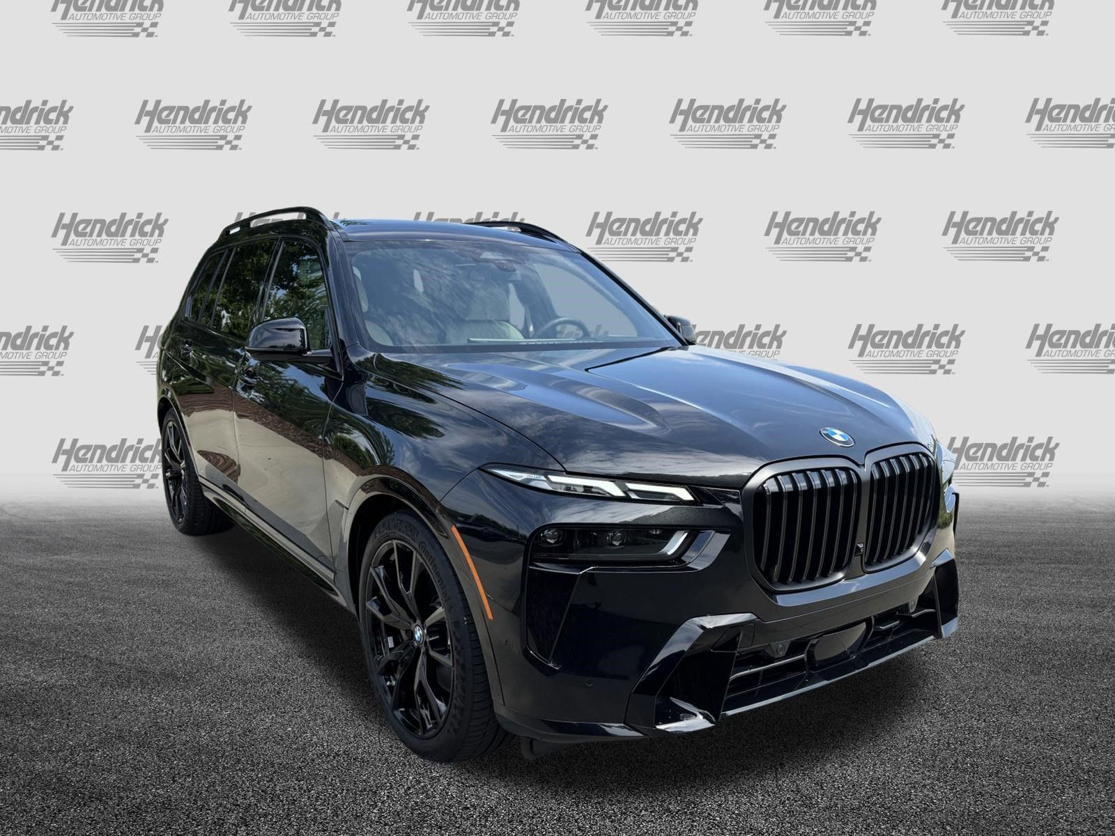 Certified 2026 BMW X7 xDrive40i AWD/4WD image 2