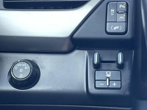 Used 2016 Chevrolet Tahoe LT image 36