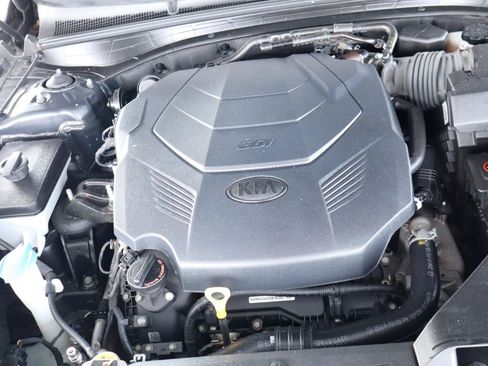 Used 2017 Kia Cadenza Technology FWD image 45