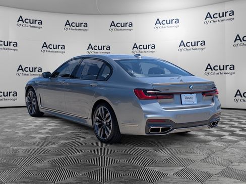Used 2022 BMW M760i xDrive w/ Luxury Rear Seating Package AWD/4WD image 7