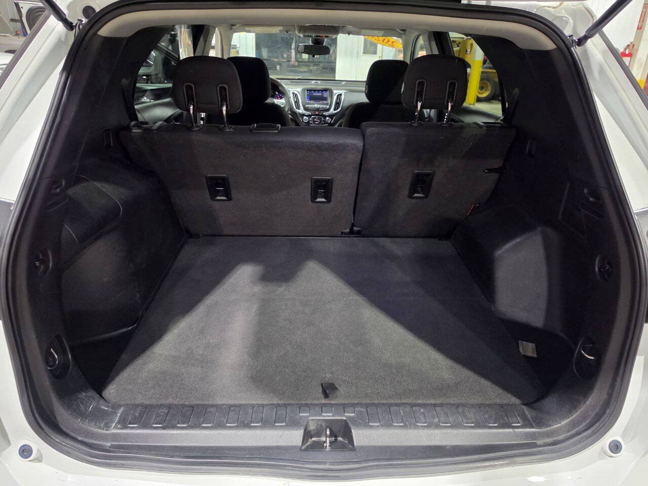 Used 2020 Chevrolet Equinox LT AWD/4WD image 30