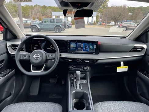 New 2026 Nissan Kicks SV w/ SV Premium Package image 6