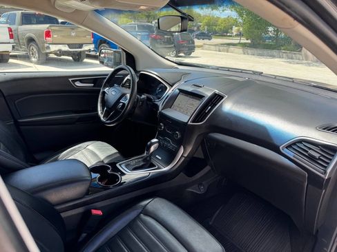 Used 2018 Ford Edge SEL w/ Equipment Group 201A AWD/4WD image 9