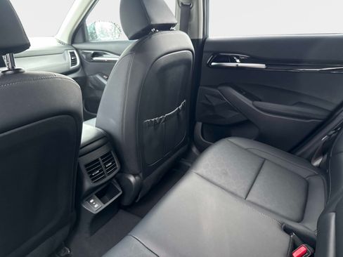 Used 2025 Kia Seltos EX FWD image 13