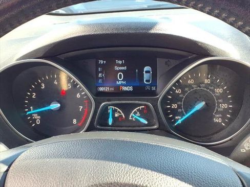 Used 2019 Ford Escape SEL AWD/4WD image 15