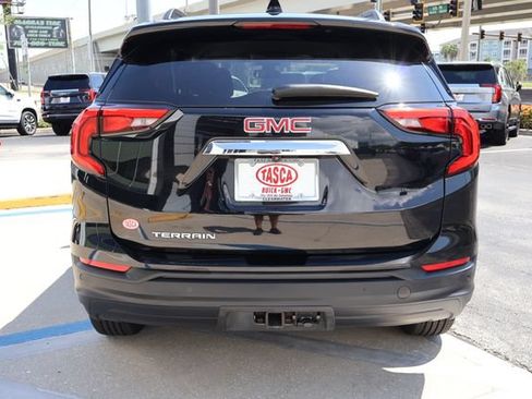 Used 2020 GMC Terrain SLE w/ Driver Convenience Package FWD image 6