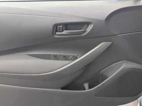 Used 2026 Toyota Corolla LE FWD image 10