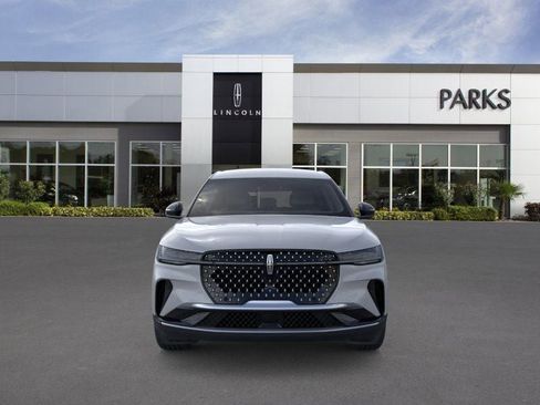 New 2026 Lincoln Nautilus Premier image 6