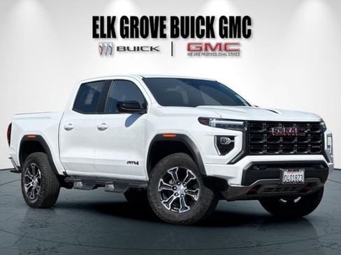 Used 2024 GMC Canyon AT4 w/ AT4 Premium Package image 2