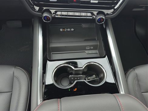 New 2026 Chevrolet Suburban RST w/ Comfort Package image 17