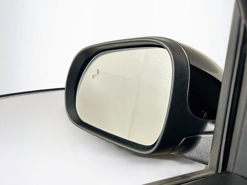 Used 2025 Kia Soul LX w/ LX Technology Package FWD image 16