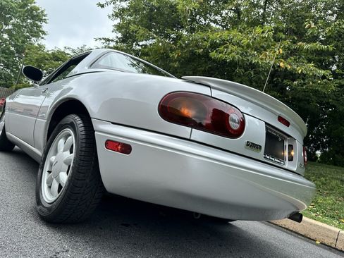 Used 1990 MAZDA MX-5 Miata RWD image 90