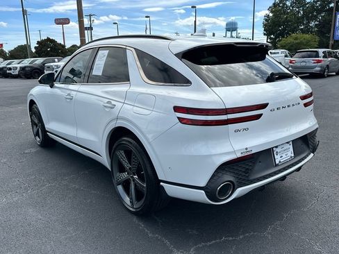 Used 2022 Genesis GV70 2.5T w/ Sport Prestige Package AWD/4WD image 5
