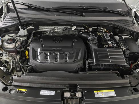 Used 2023 Volkswagen Tiguan SE FWD image 49