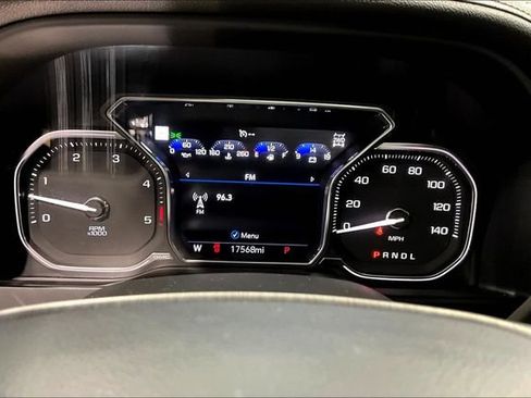 Used 2022 GMC Sierra 2500 Denali w/ Denali Black Diamond Edition AWD/4WD image 14