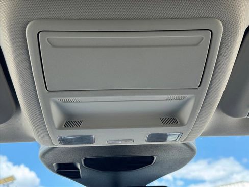 Used 2025 Ford Escape Platinum AWD/4WD image 19