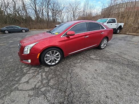 Used 2013 Cadillac XTS Luxury w/ Driver Awareness Package image 2