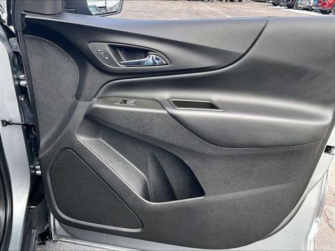 Used 2024 Chevrolet Equinox LT image 12
