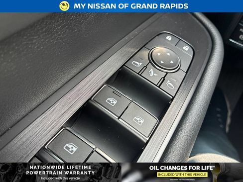 New 2026 Nissan Armada SL w/ Captain's Chari Seat Package AWD/4WD image 24