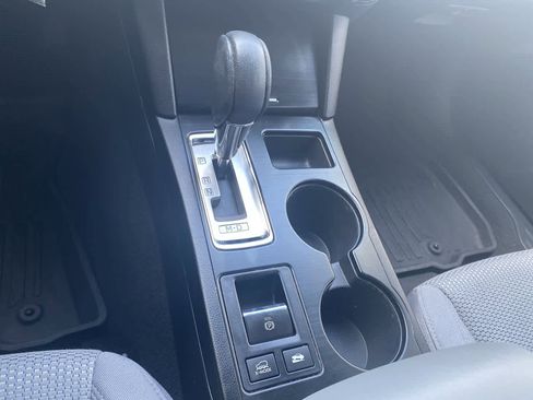 Used 2018 Subaru Outback 2.5i Premium w/ Popular Package #1 image 19