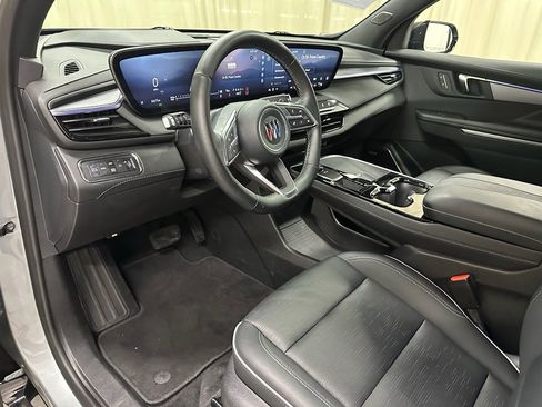 Certified 2025 Buick Enclave Sport Touring image 30