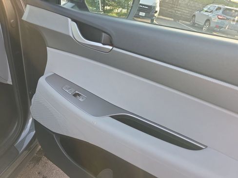 Used 2025 Hyundai Palisade SEL image 21