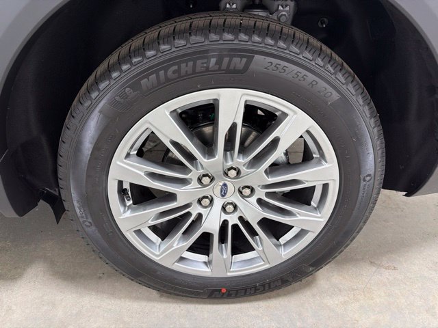 New 2027 Ford Explorer Platinum w/ LUX Leather Package AWD/4WD image 8