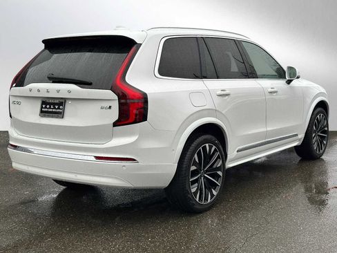 New 2026 Volvo XC90 B6 Ultra image 3