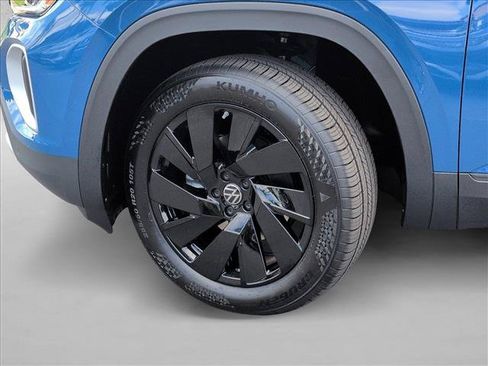 New 2026 Volkswagen Atlas SE FWD image 10