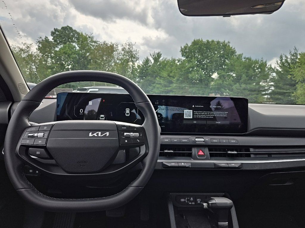Certified 2025 Kia K4 EX FWD image 34