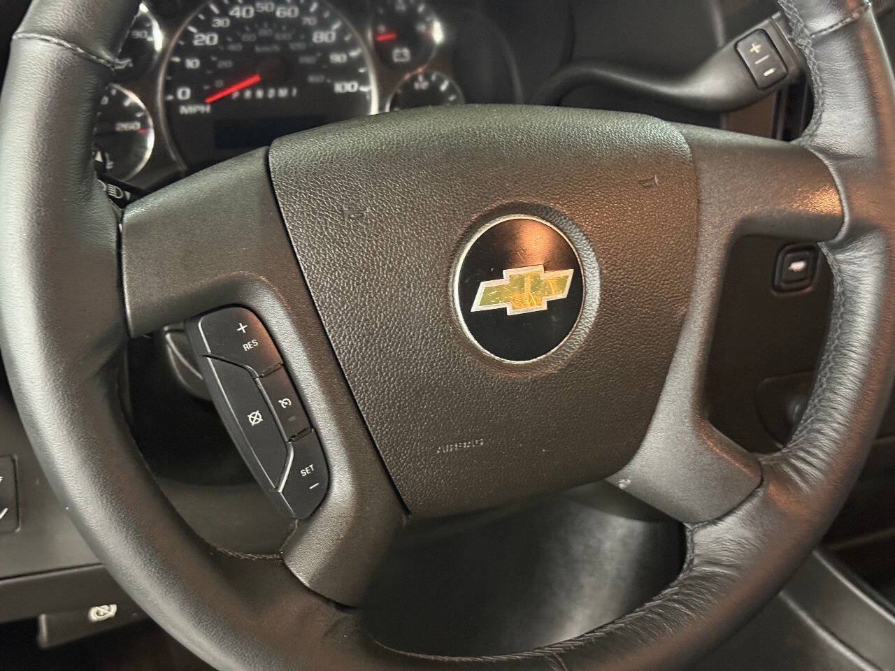 Used 2017 Chevrolet Express 2500 Extended RWD image 47