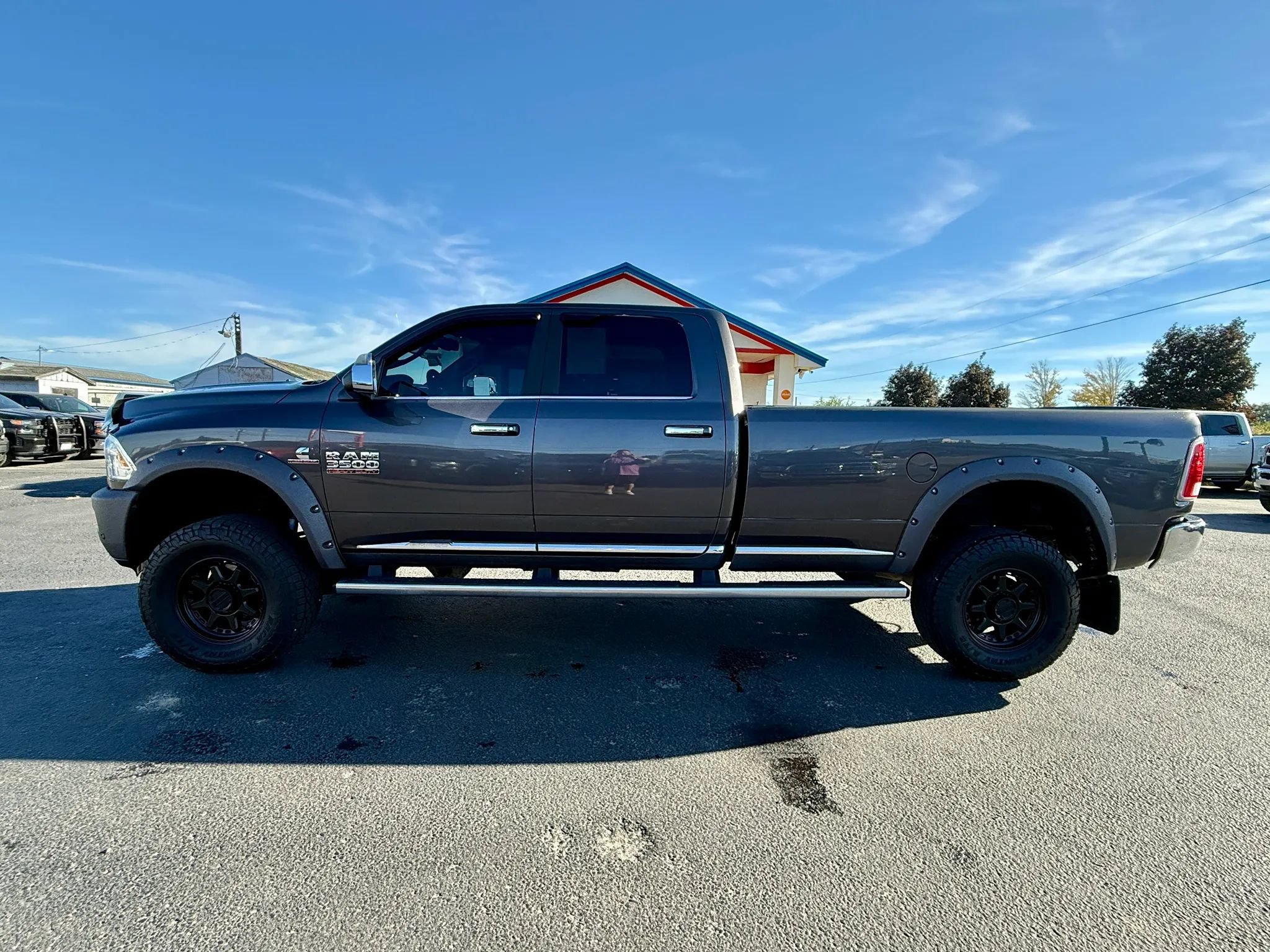 Used 2016 RAM 3500 Laramie Longhorn AWD/4WD image 2