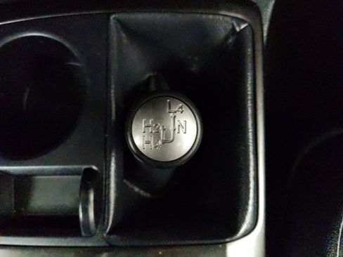 Used 2016 Toyota 4Runner Trail Premium AWD/4WD image 11