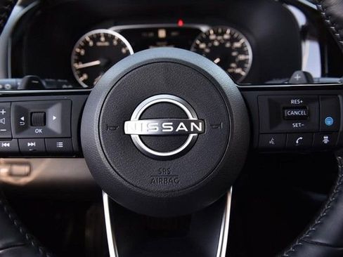 Certified 2025 Nissan Pathfinder SL w/ SL Premium Package image 22