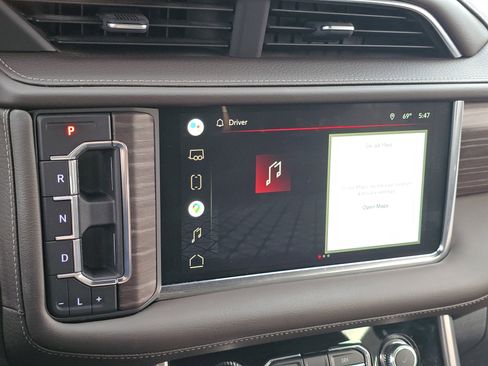 Used 2022 GMC Yukon XL Denali image 22