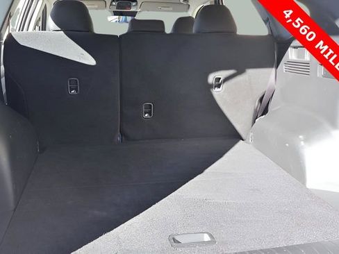 Used 2025 Hyundai Tucson SE image 15