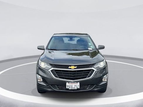 Used 2019 Chevrolet Equinox LT image 2